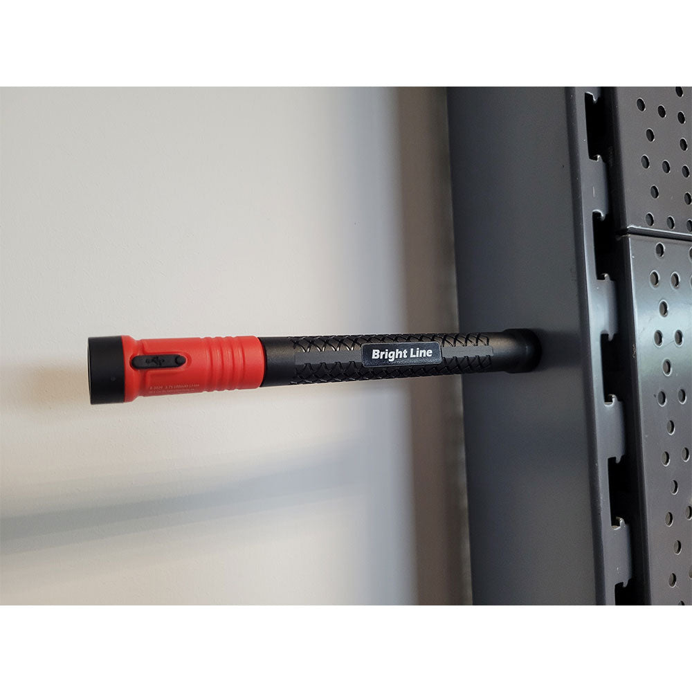 Oplaadbare zaklamp met magnetische grijper